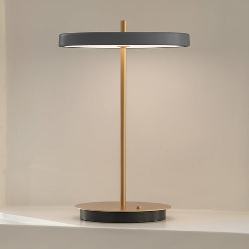 LED bordlampe Asteria Move oppladbar antrasitt messing forfra