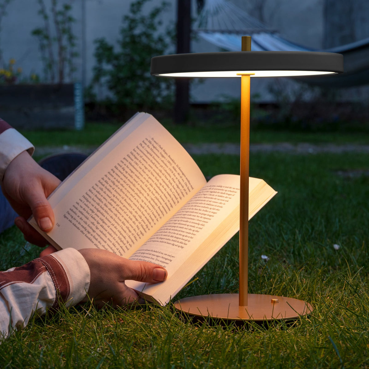 LED bordlampe Asteria Move sideprofil
