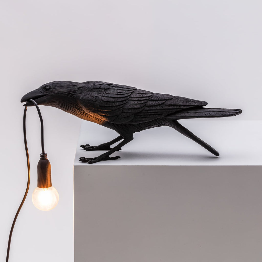 LED-bordlampe Bird Lamp spielende fugl svart kunstharz side