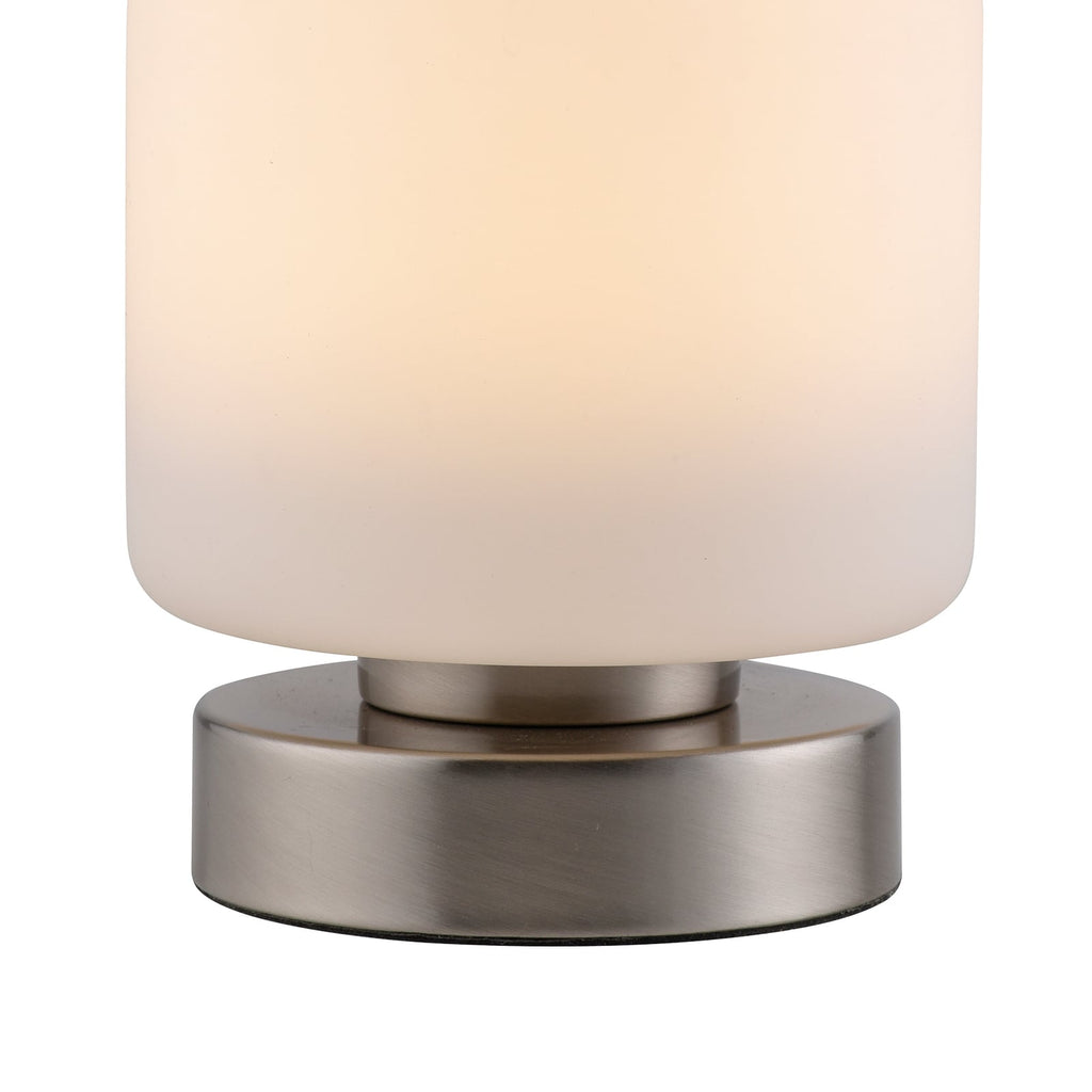 LED bordlampe Bota glass dimbar stålfarget Ø12 cm med lys på
