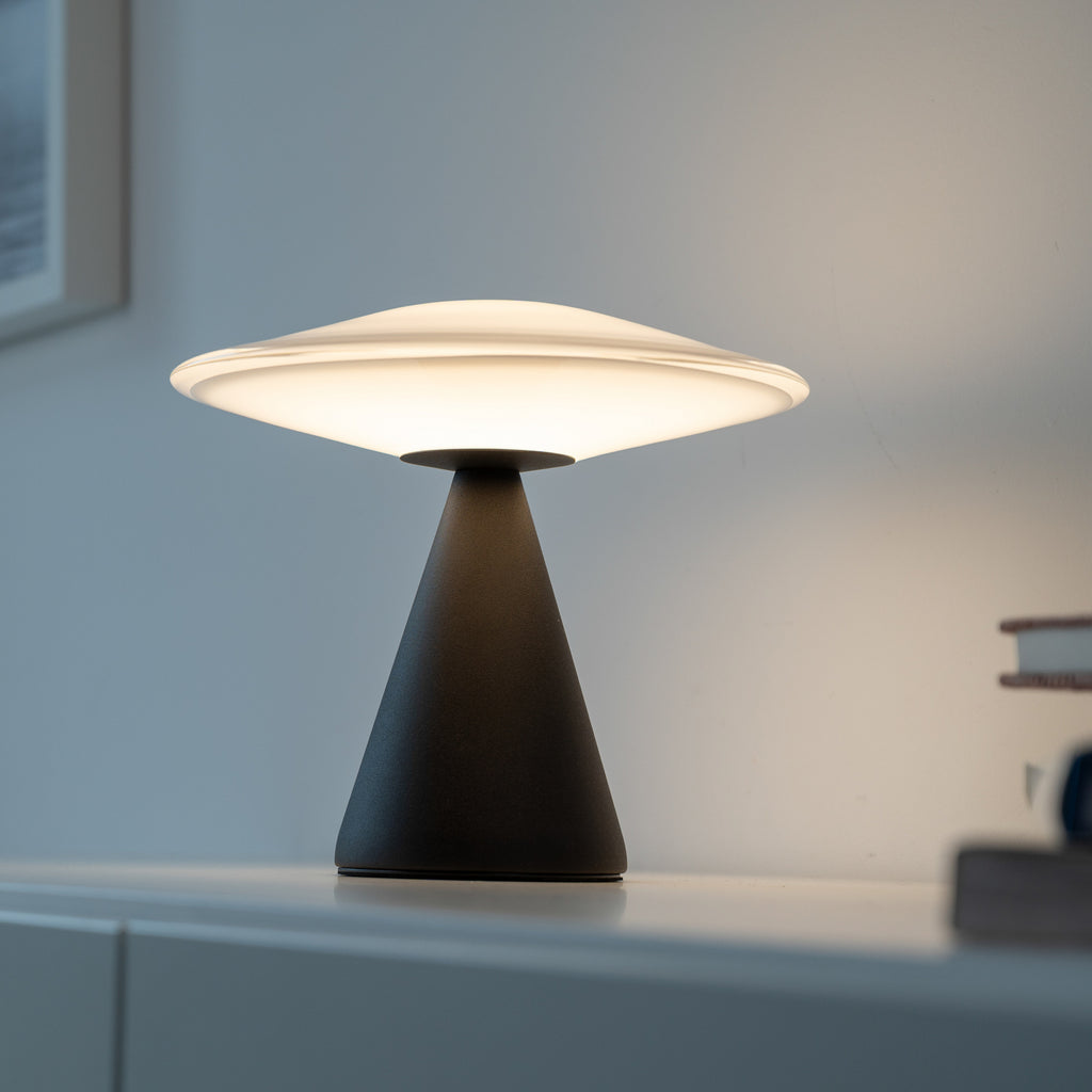 LED bordlampe Elipsa dimbar glass hvit/svart bakside