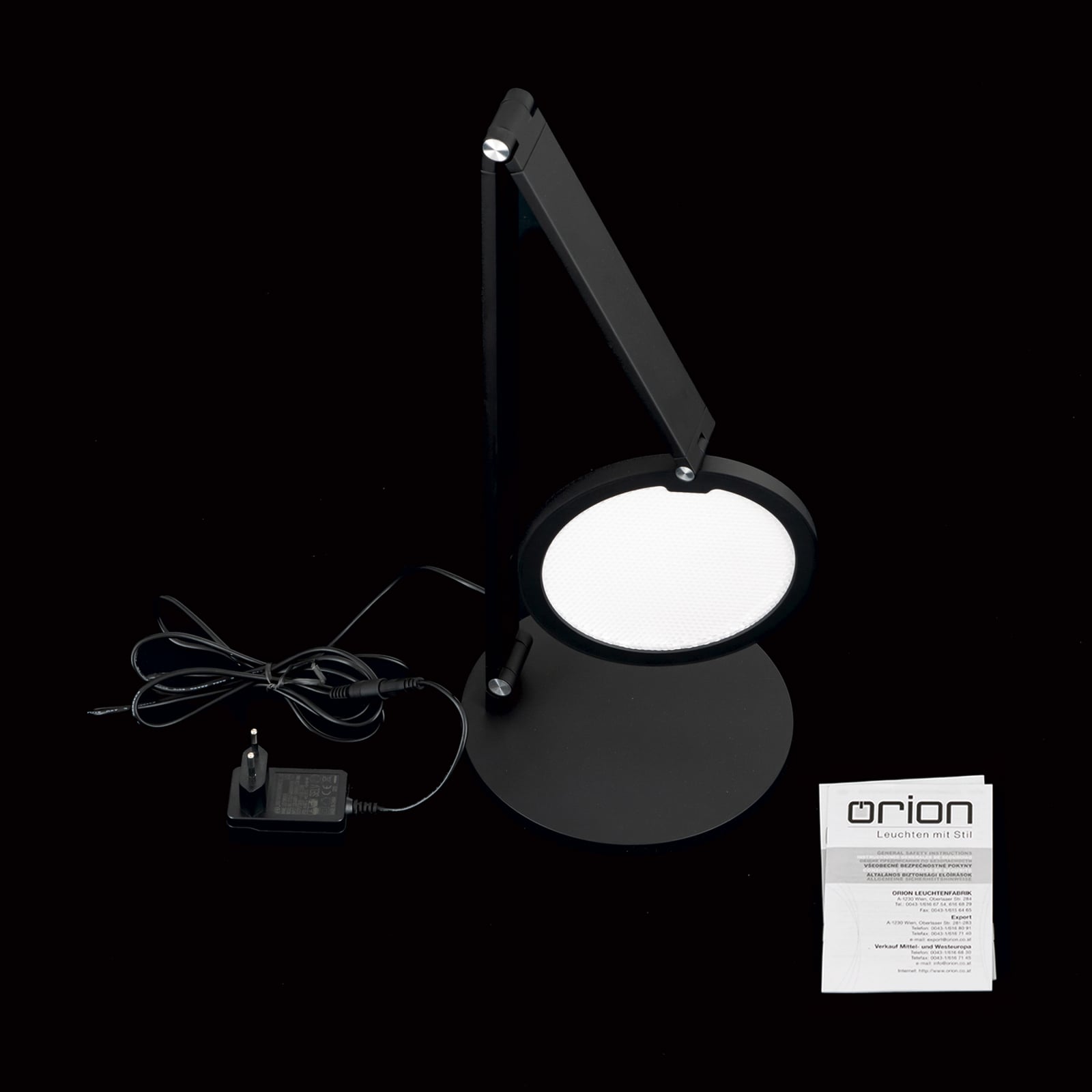 LED bordlampe Fati svart aluminium med svingbar skjerm