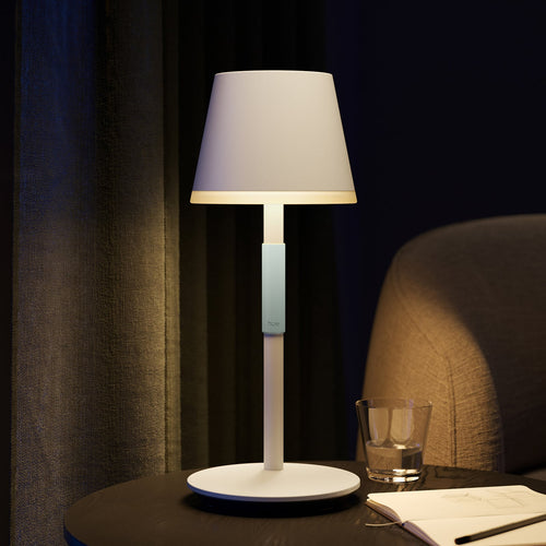 LED bordlampe Go dimbar hvit RGBW IP54 oppladbar forfra