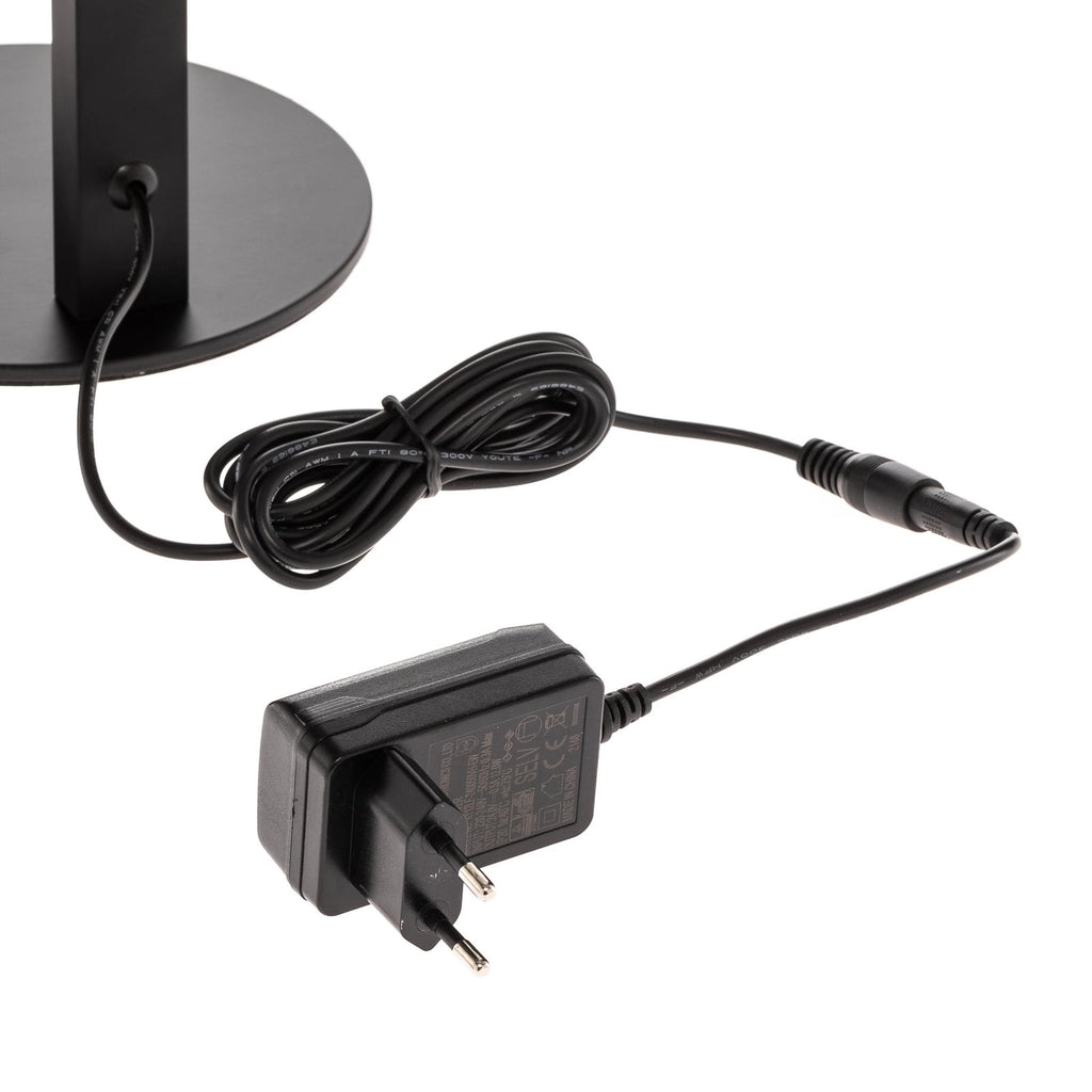 LED bordlampe Ideal dimbar svart aluminium 10W CCT i bruk