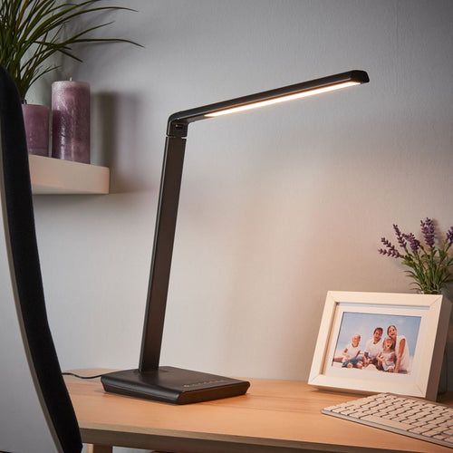 LED bordlampe Kuno dimbar svart med USB forfra