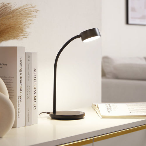 LED bordlampe Maori svart metall CCT dimbar USB forfra