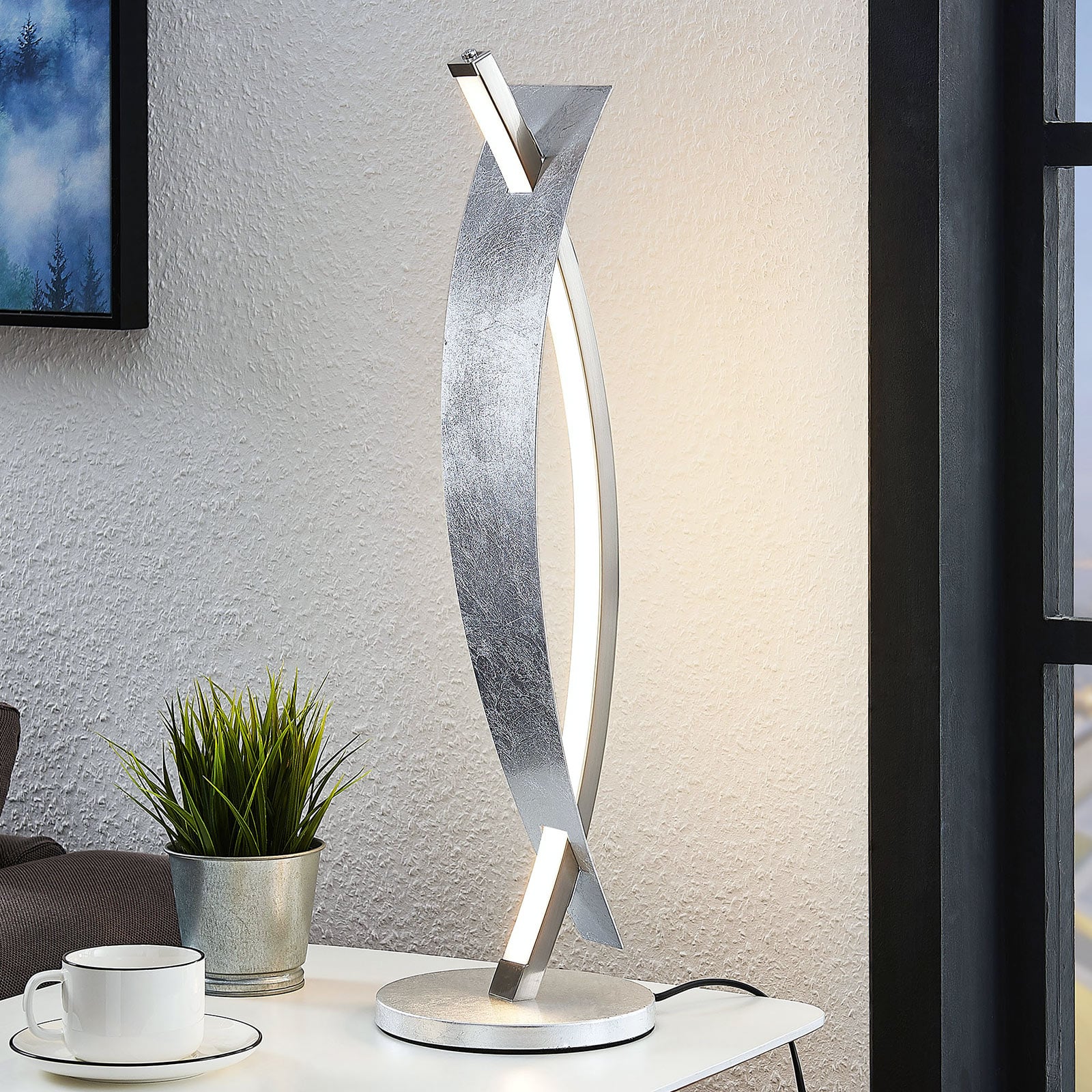LED bordlampe Marija dimbar sølvfarget 62 cm forfra
