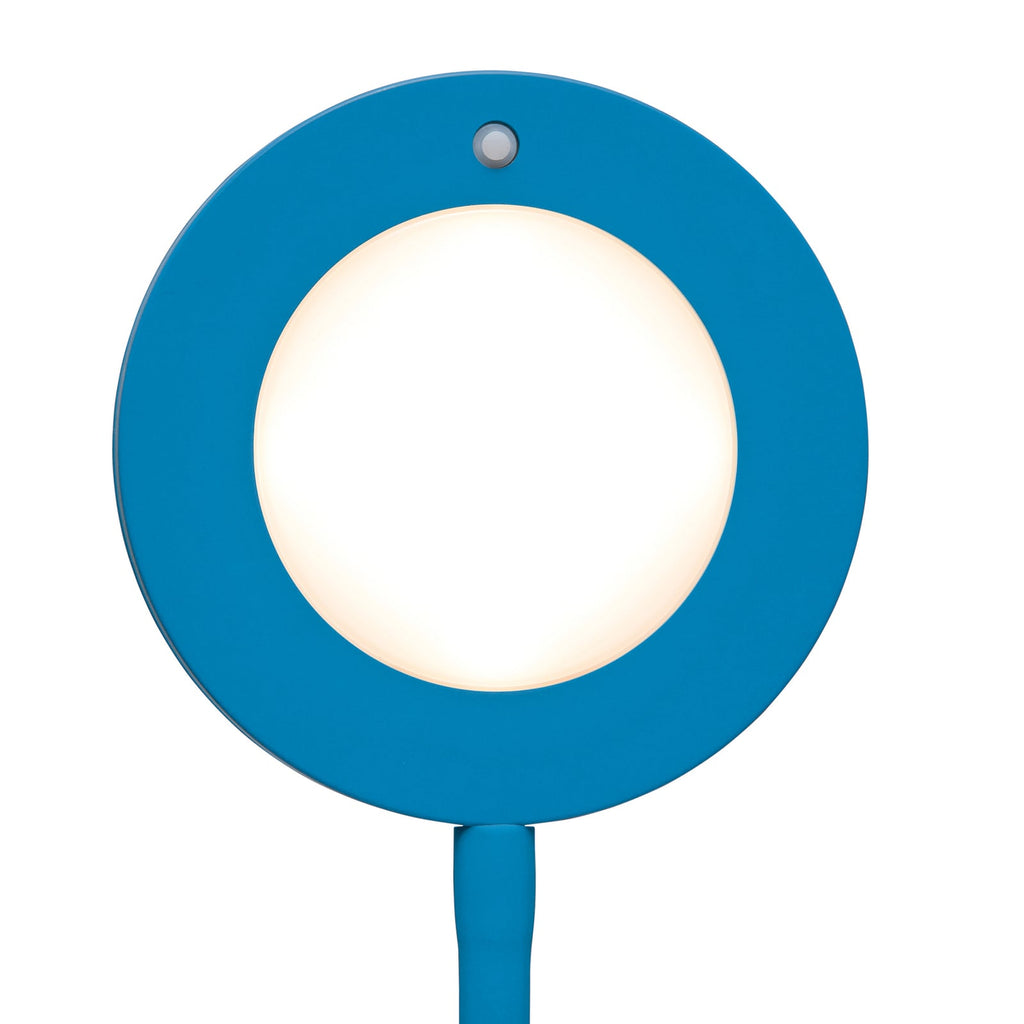 Detalj av LED bordlampe MAULjoy blå metall