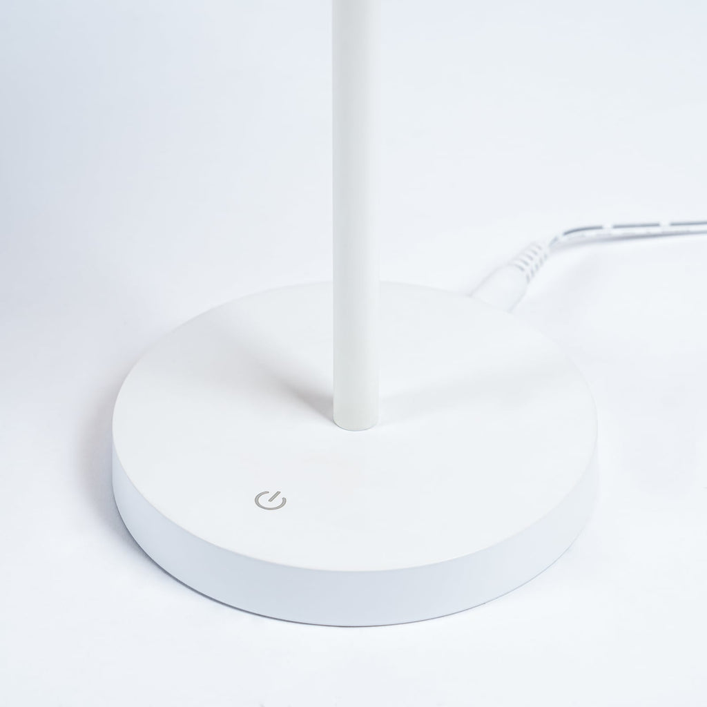 LED-bordlampe Milica dimbar hvit Ø18,3 cm 5W sett fra siden