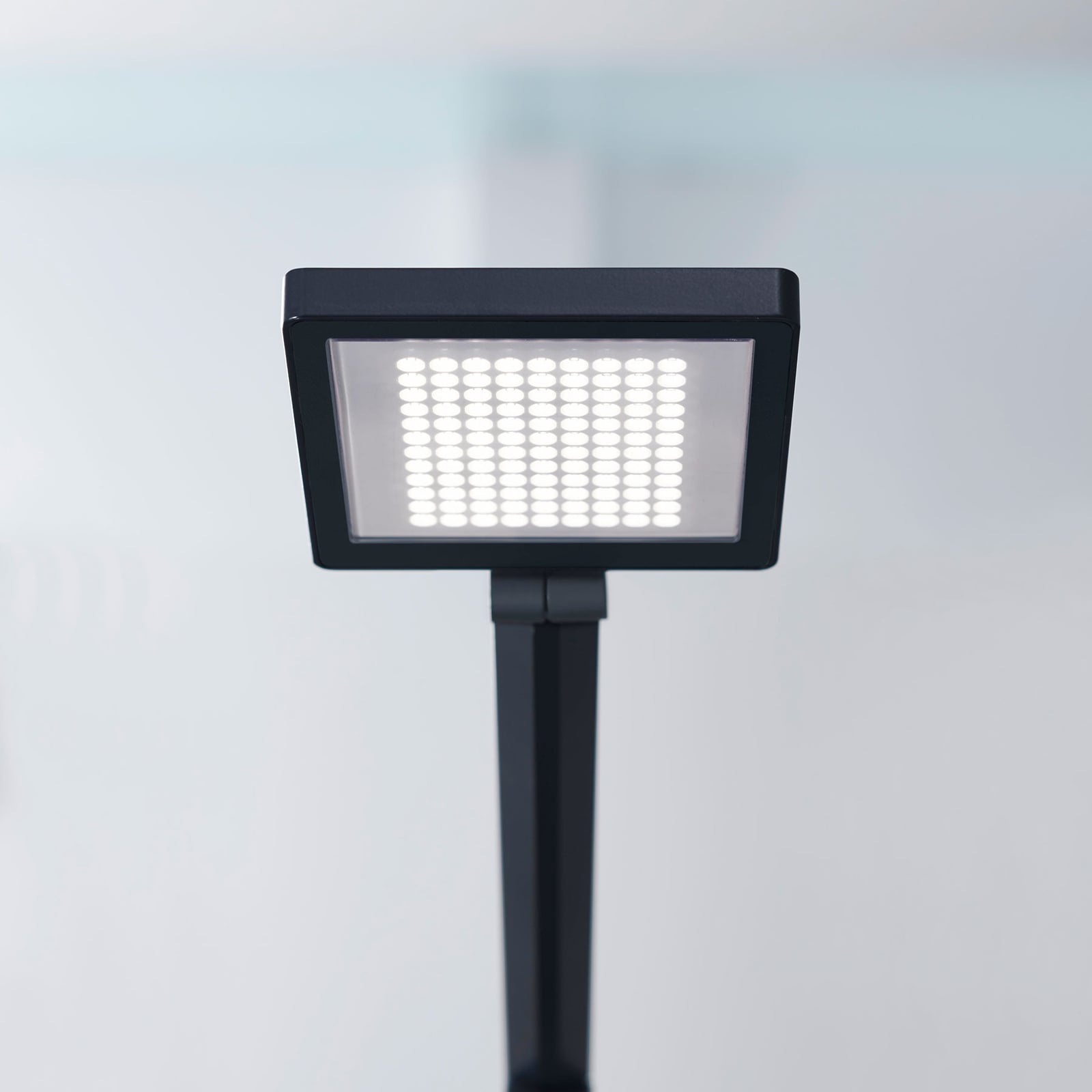 LED bordlampe PARA.MI FTL 108 R svart dimbar detalj av lampehode