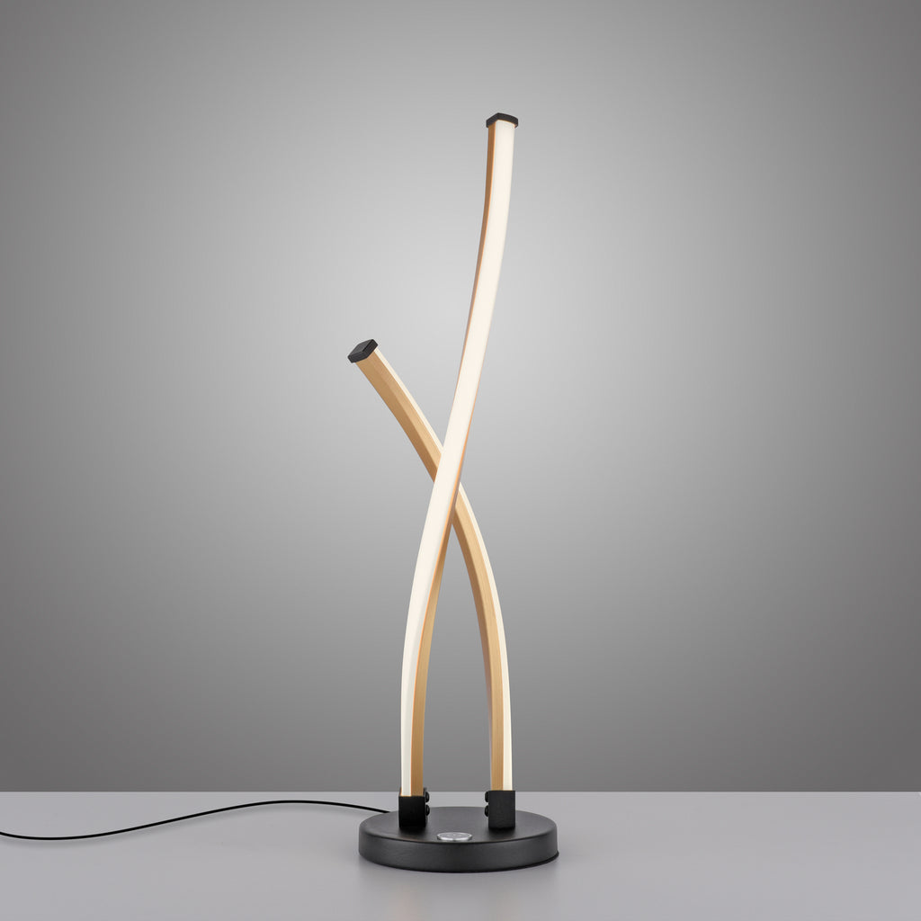 LED bordlampe Polina dimbar gull aluminium montert i stue
