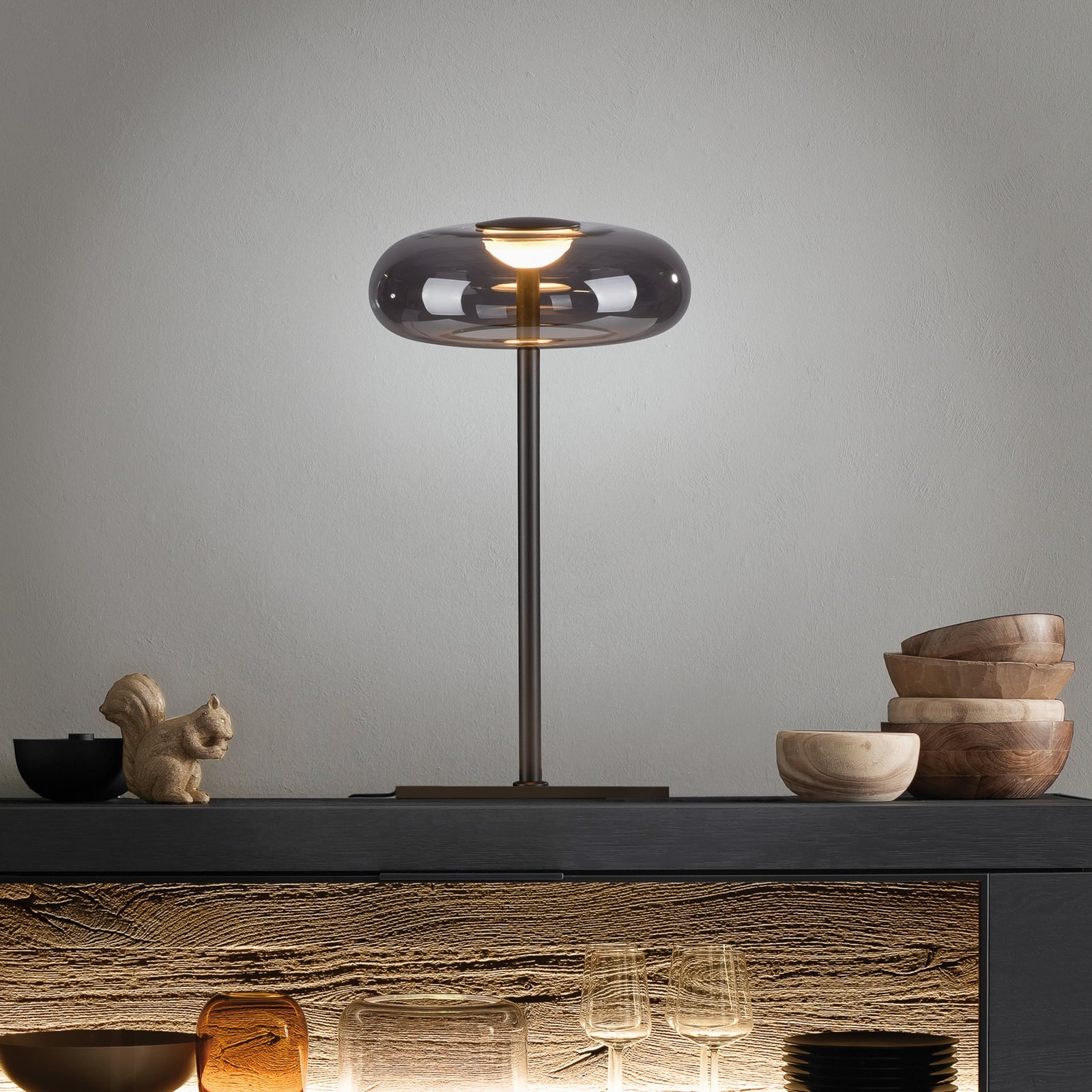 LED bordlampe Posh røykglass dimbar bakside