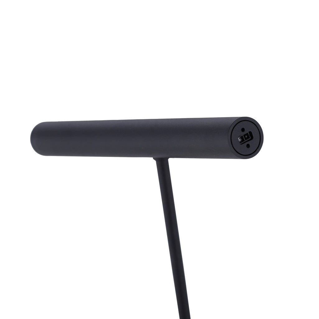 LED bordlampe Pure Tutua dimbar sensordimmer svart 6W montert på bord