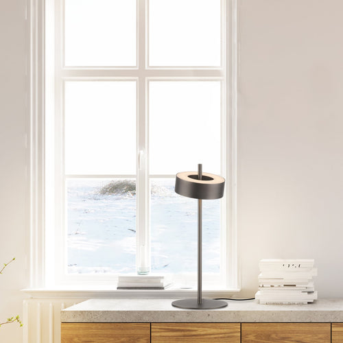 Bakside av LED bordlampe Q-Rotate dimbar mørkebrun 40 cm Zigbee
