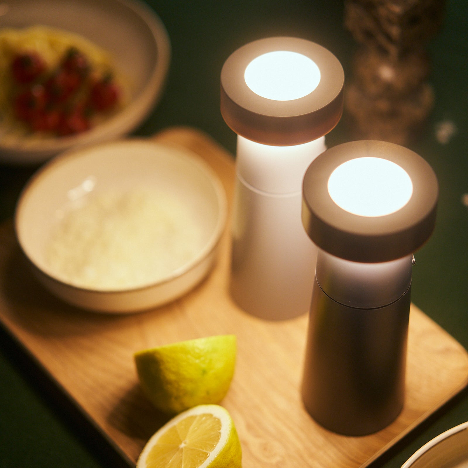 LED bordlampe Salt & Pepper 2er-sett oppladbar IP44 montert