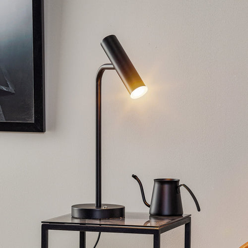 LED bordlampe Stina dimbar svart metall forfra