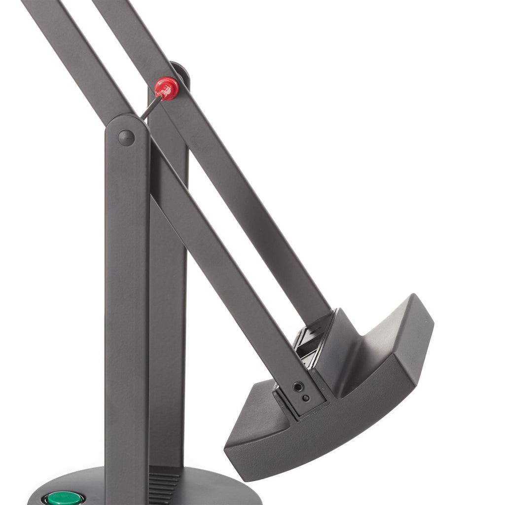 LED bordlampe Tizio dimbar svart aluminium 3000K med balansevekter