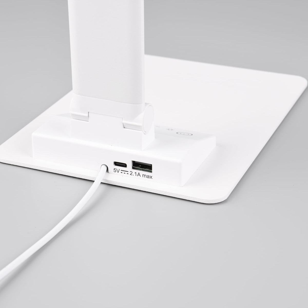 LED bordlampe Travis dimbar hvit CCT berøringsdimmer USB USB-porter