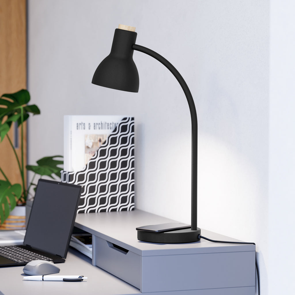 LED bordlampe Veradal-QI med berøringsdimmer svart/hvit montert i rom