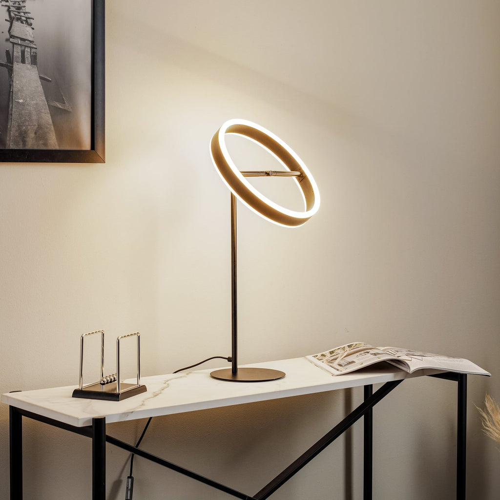 LED bordlampe Yekta dimbar svart foran