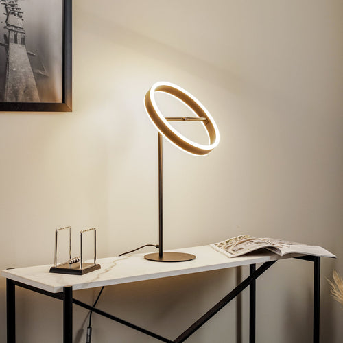 LED bordlampe Yekta dimbar svart foran