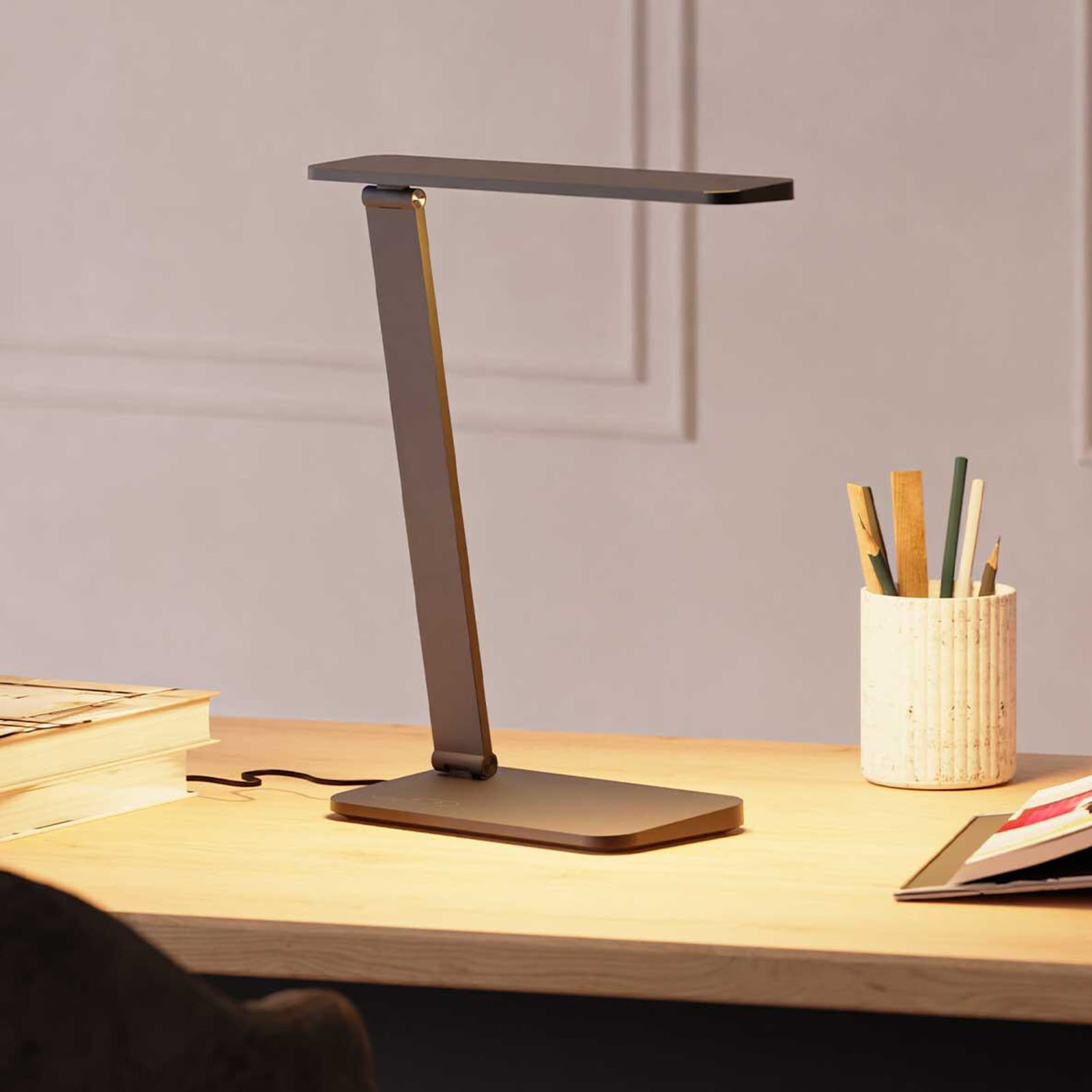 LED bordlampe Zenit dimbar CCT svart 36 cm forfra