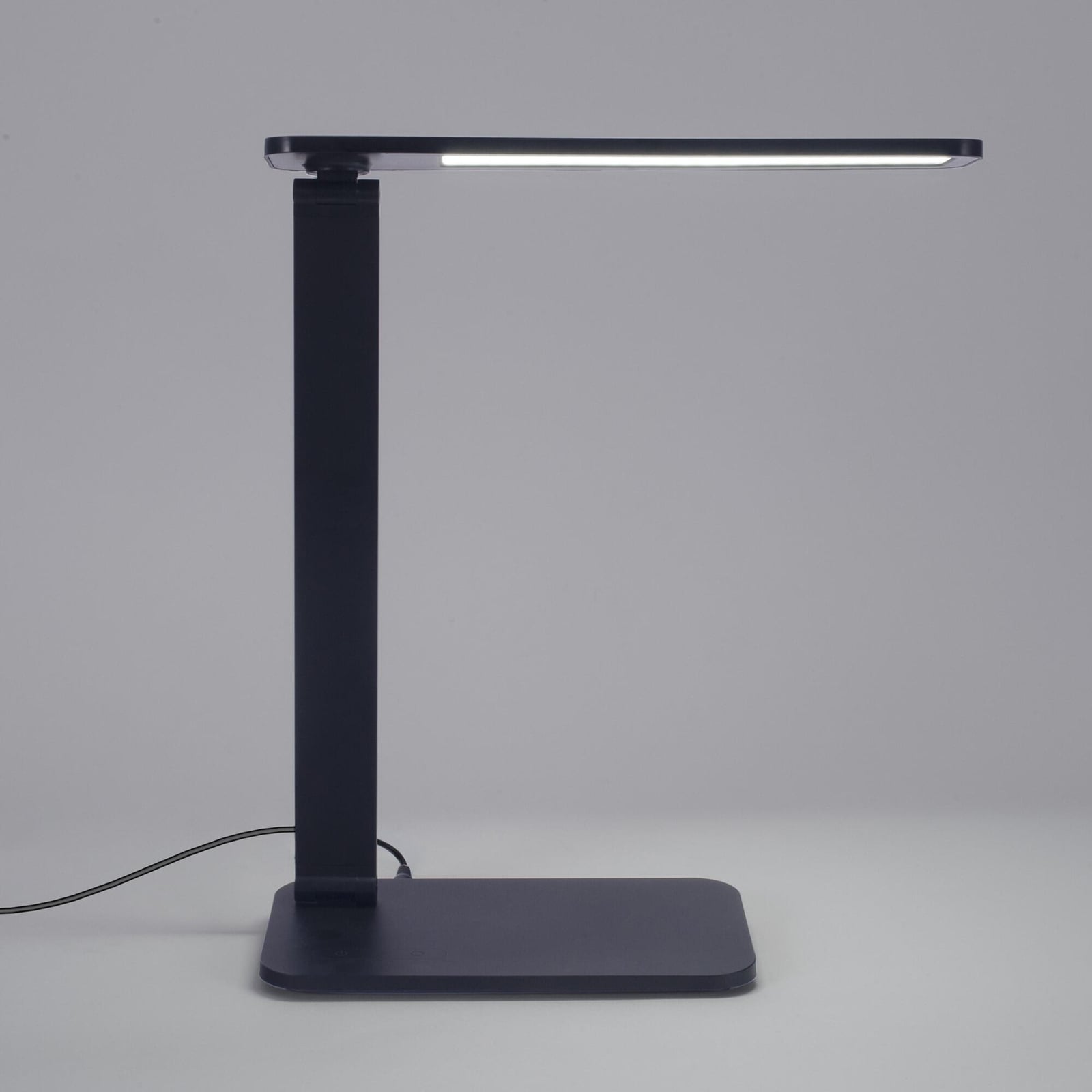 LED bordlampe Zenit dimbar CCT svart 36 cm nærbilde av bryter