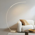 LED buegulvlampe Kendra hvit aluminium marmor forfra
