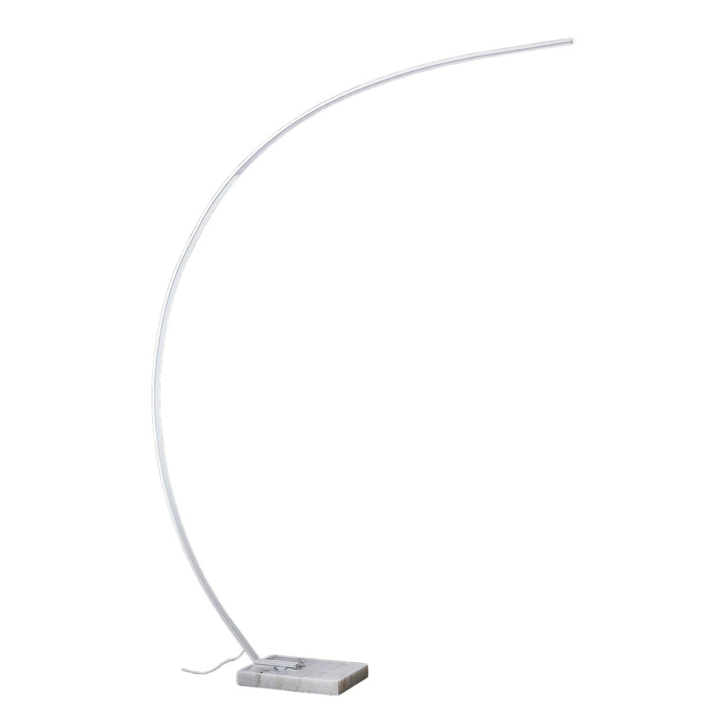 LED buegulvlampe Kendra hvit aluminium marmor montert i stue