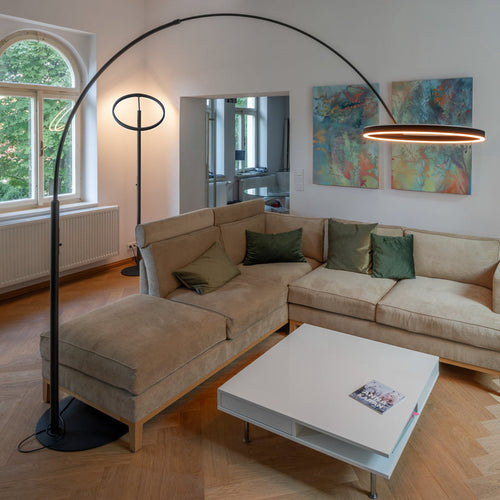 LED buegulvlampe One Bow FL svart stål bakside