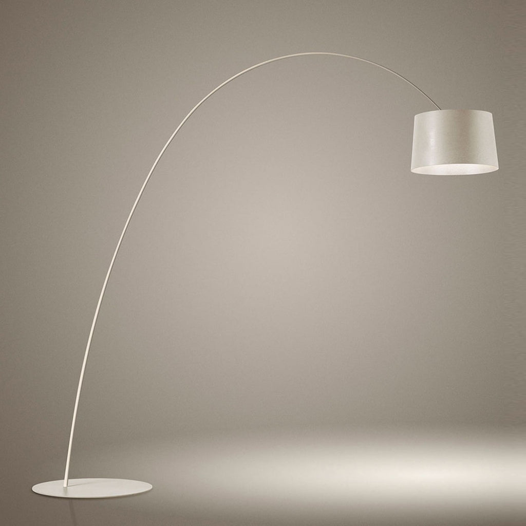 Detalj av skjerm på LED buegulvlampe Twiggy Elle greige dimbar