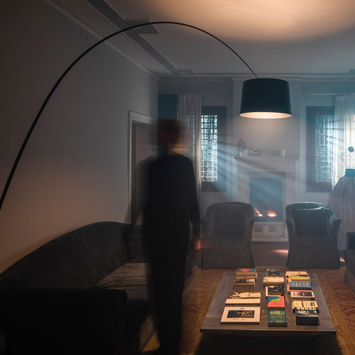 Bakside av LED buegulvlampe TwiggyElle MyLight CCT dimbar svart