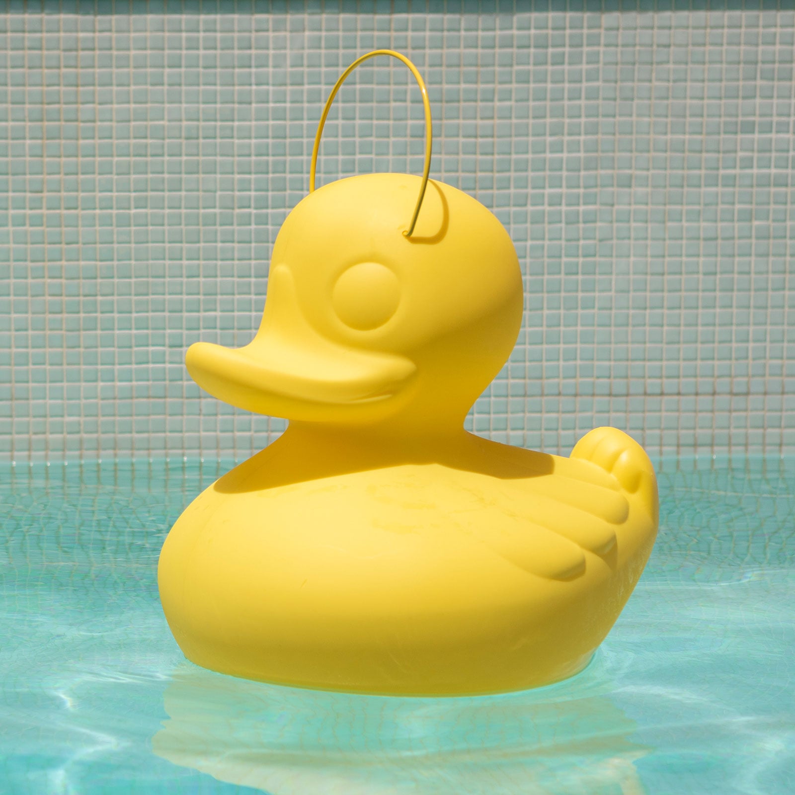 Detalj av LED dekorasjonslampe DUCK-DUCK XL dimbar RGB IP68 gul