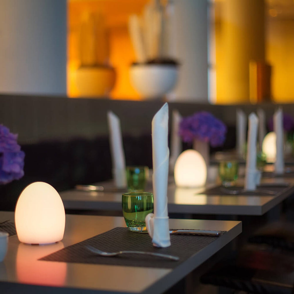 LED dekorlampe Point med batteri RGB dimbar IP68 nærbilde av lyskilde