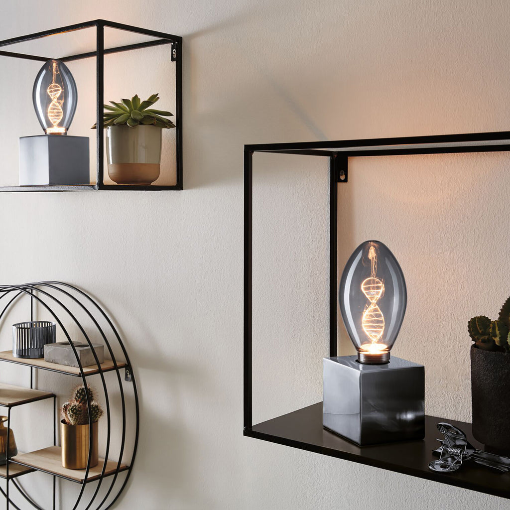 LED dekorpære E27 3,5W Helix 1800K røykfarget glass - nærbilde av glass