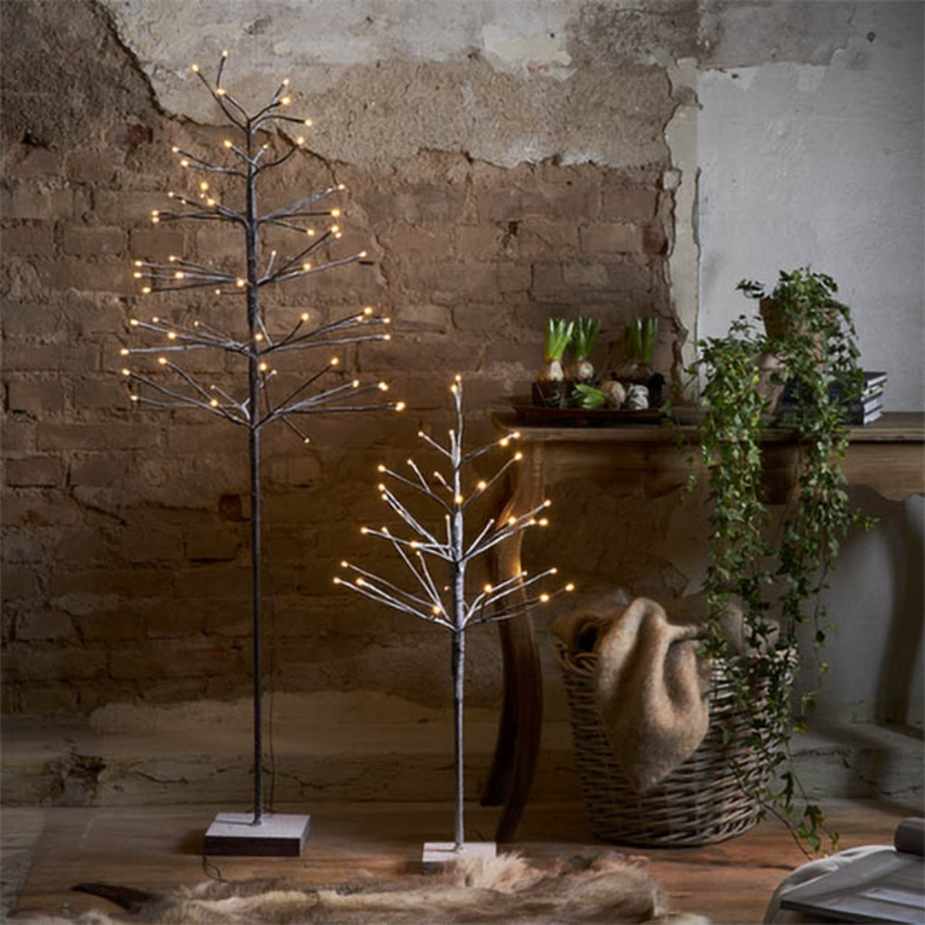 LED dekotre Snowfrost Tree brun metall 150 cm varmhvit detalj
