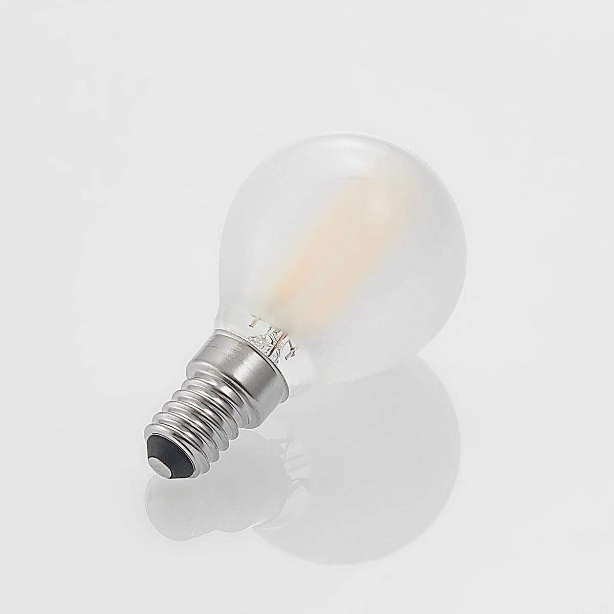 LED dråpeformet pære E14 4W matt 2700K dimbar 470lm Arcchio detalj