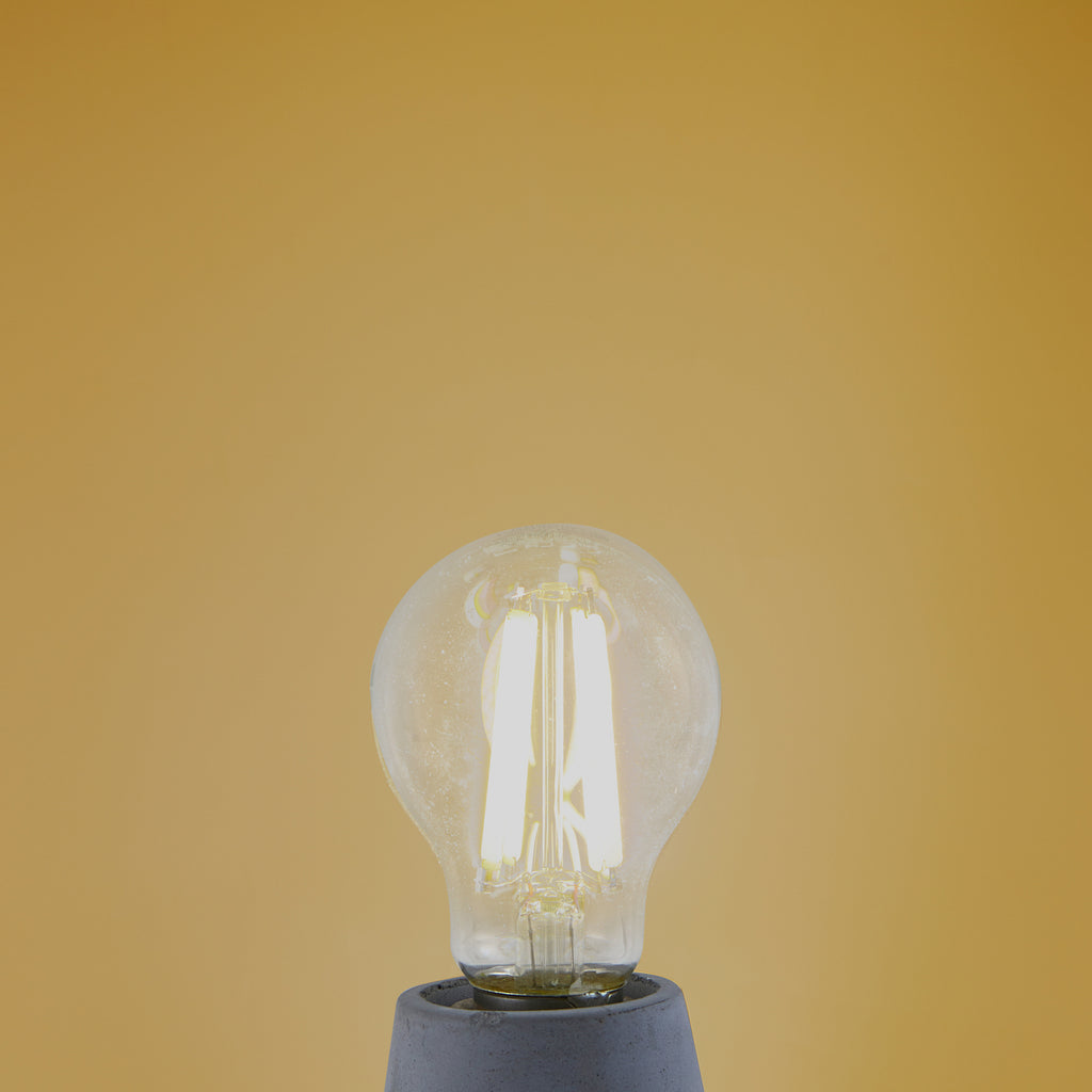 Montert LED filamentpære E27 7,2W 1521lm 4000K nøytralhvit klar - Arcchio i lampe