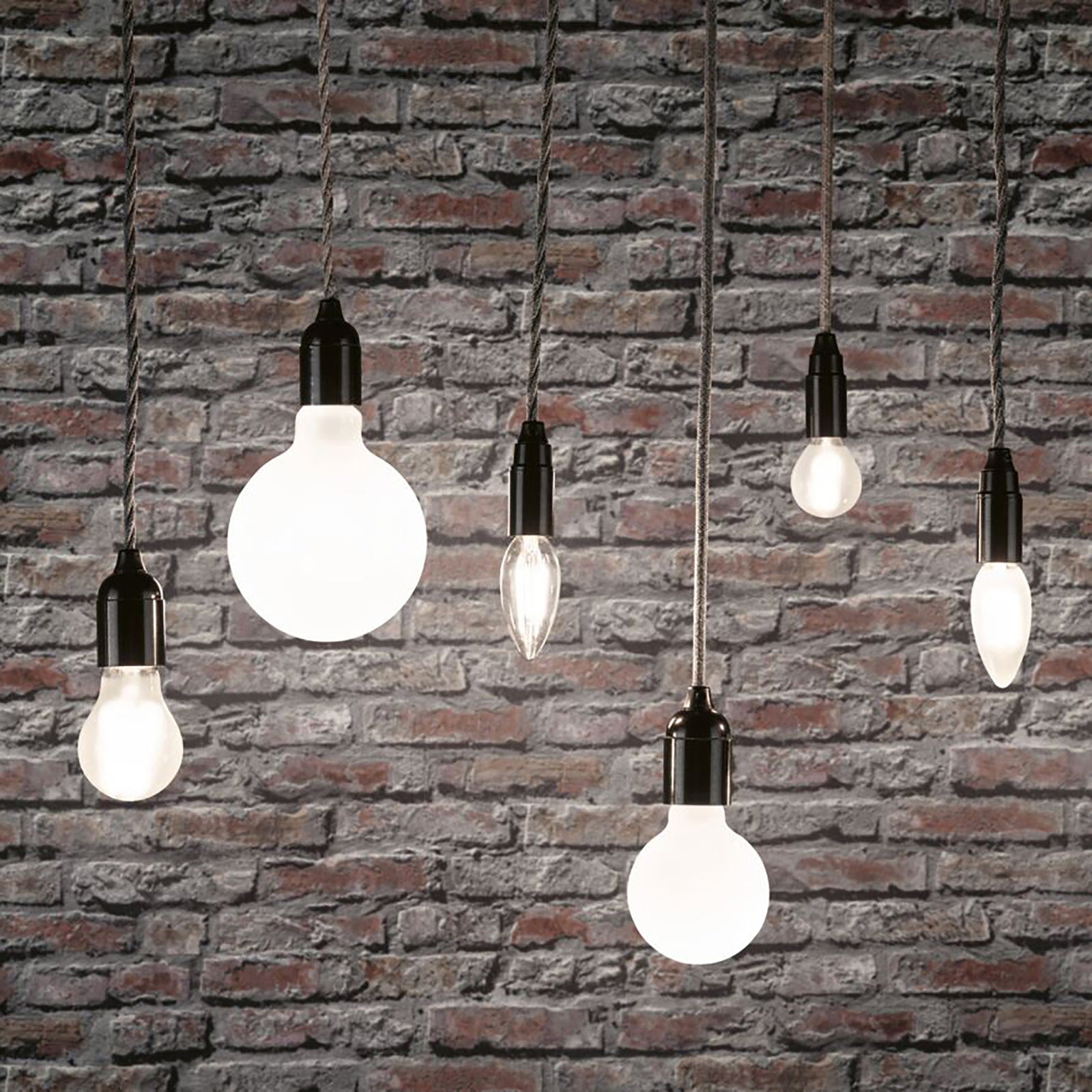 Detalj av LED filamentpære kronelysform E14 4,8W 4000K klar Paulmann