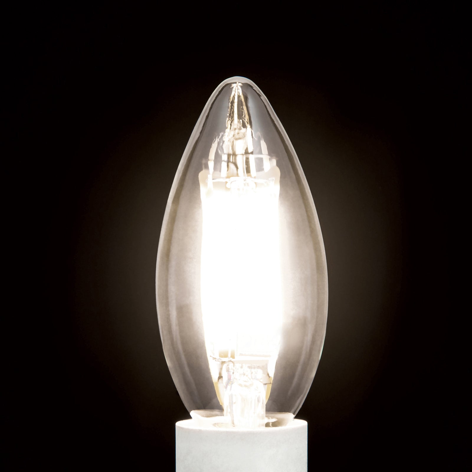 Montert LED filamentpære E14 kronelysform 4,5W 2700K dimbar klar - ORION i lampe