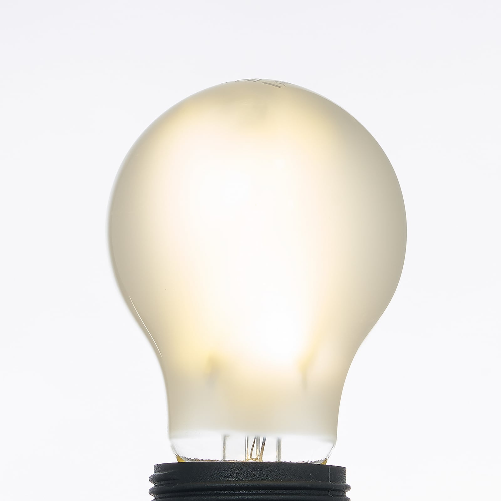 LED filamentpære E27 3,8W 3000K matt opal - Arcchio sideprofil