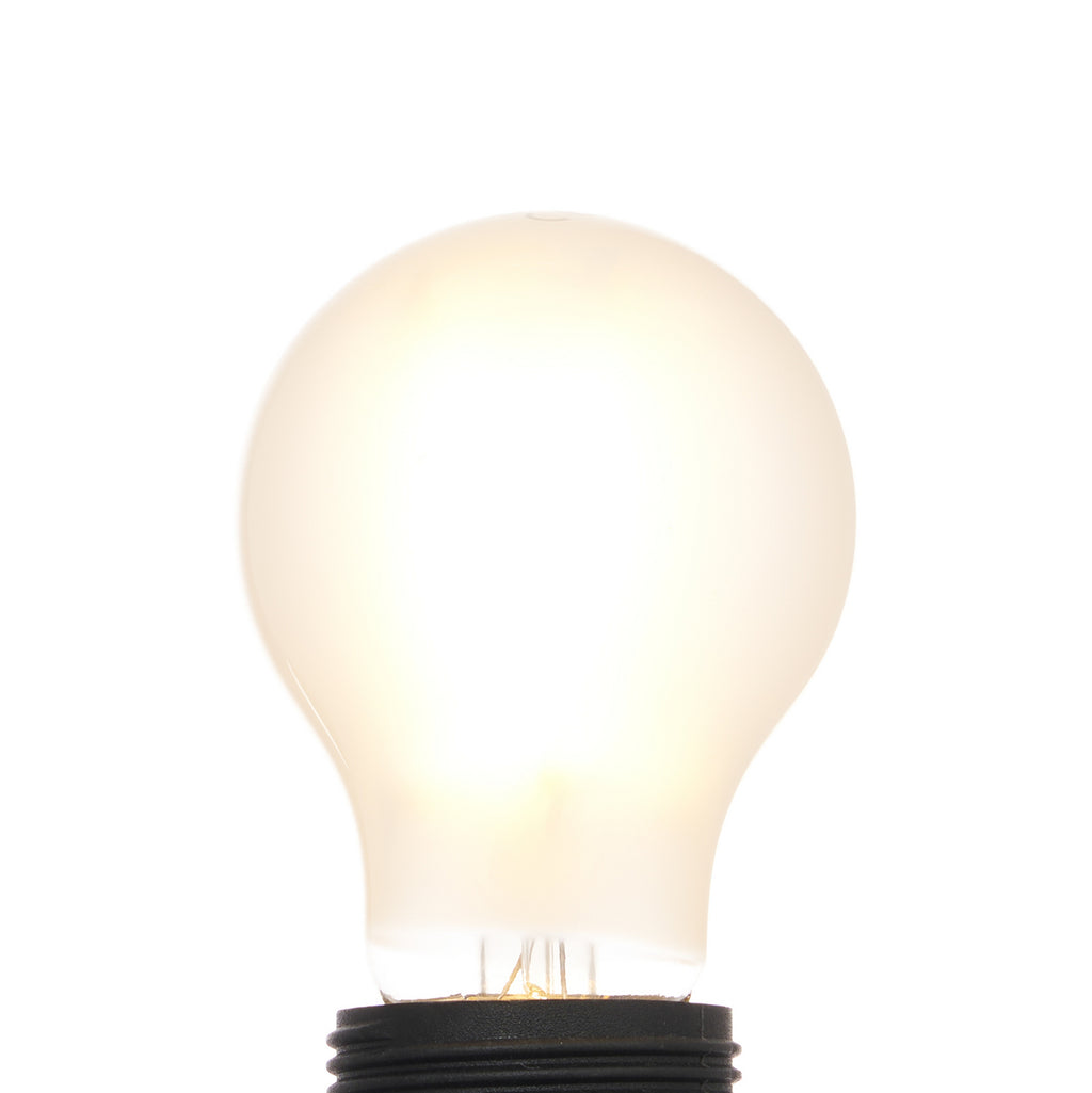 LED filamentpære E27 4,9W 2700K matt opal Arcchio sideprofil