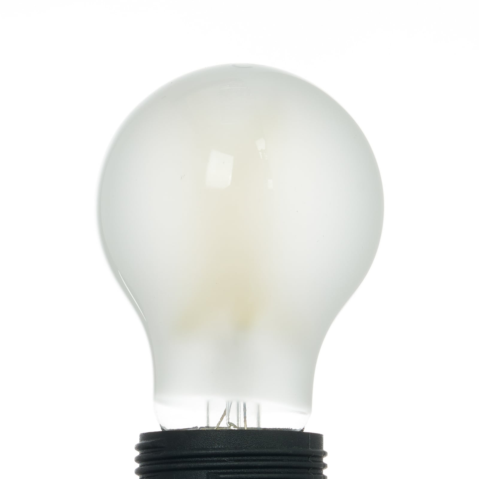 LED filamentpære E27 4,9W 2700K matt opal Arcchio pakket