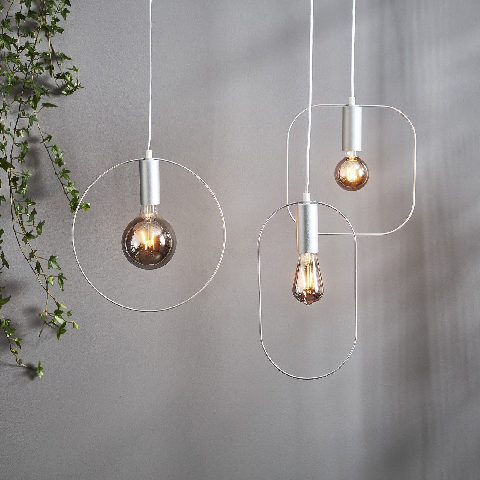 LED filamentpære E27 A60 2W 2100K røykfarget detalj av filament