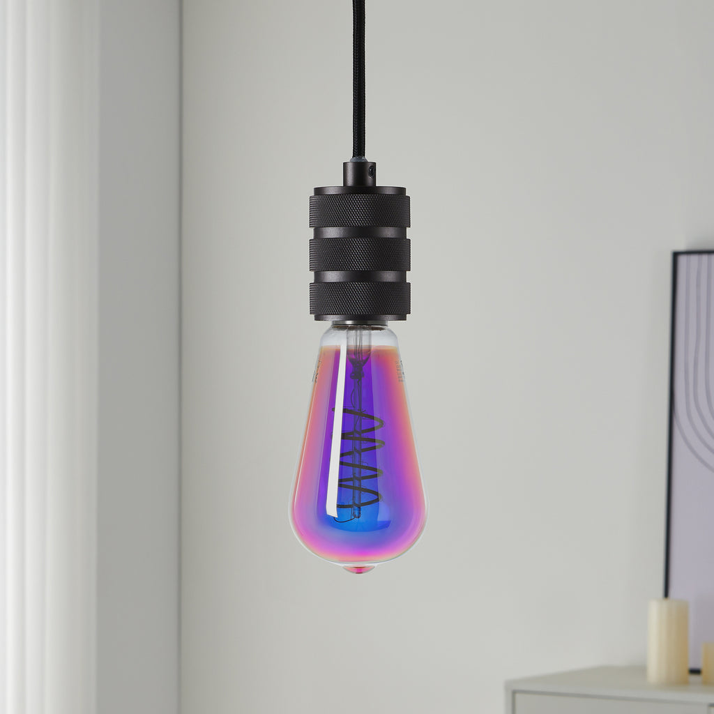 Montert LED filamentpære E27 ST64 4W 2000K dimbar iriserende
