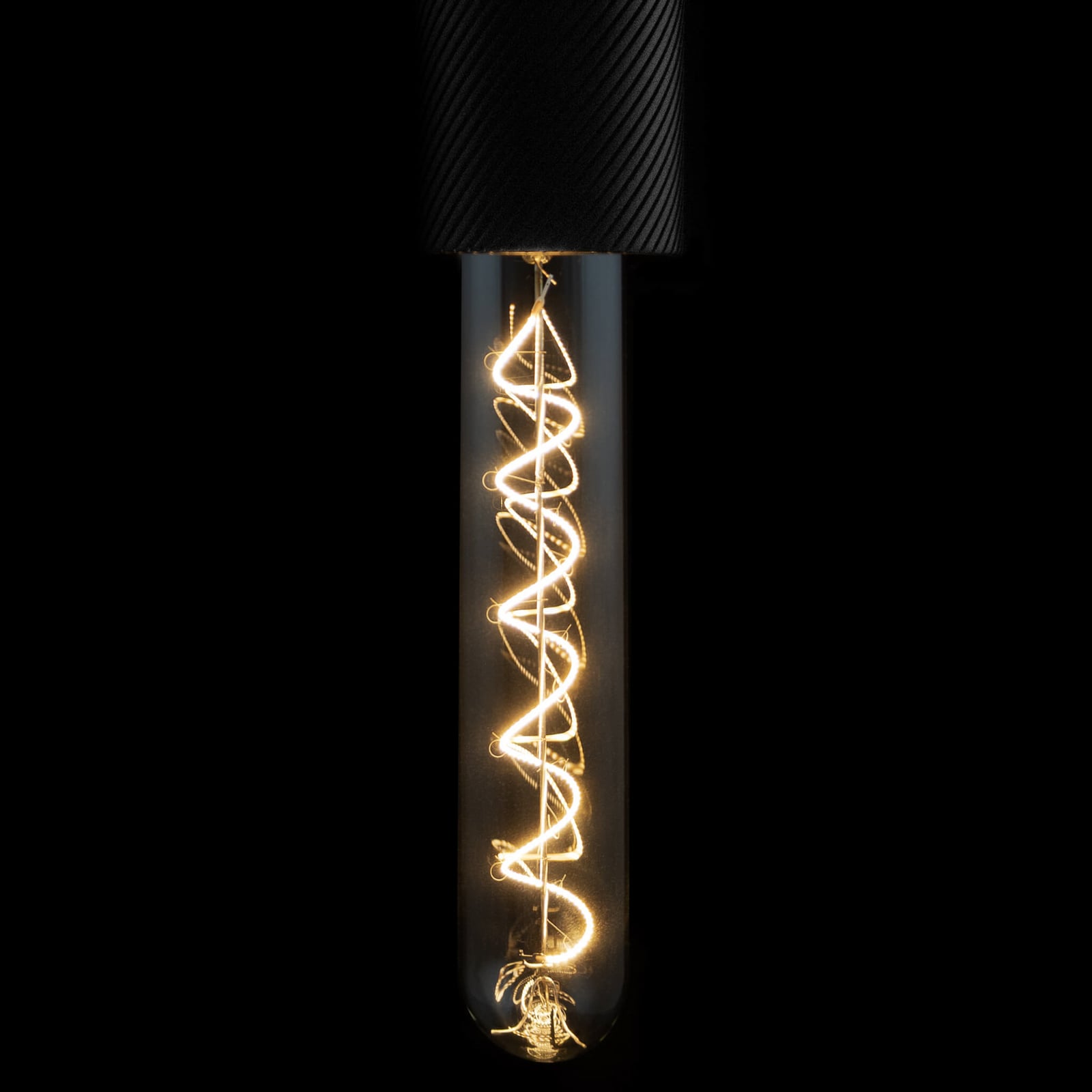 LED filamentpære rørform E27 5W 2700K klar dimbar - SEGULA detalj av filament