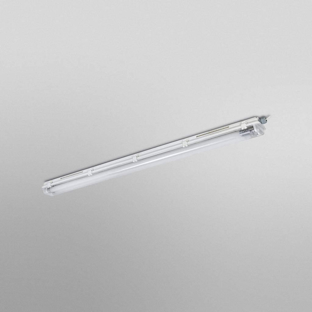 Nærbilde av LED fuktroms-armatur SUBMARINE PCR 128 cm 2x G13 T8 IP65 OSRAM