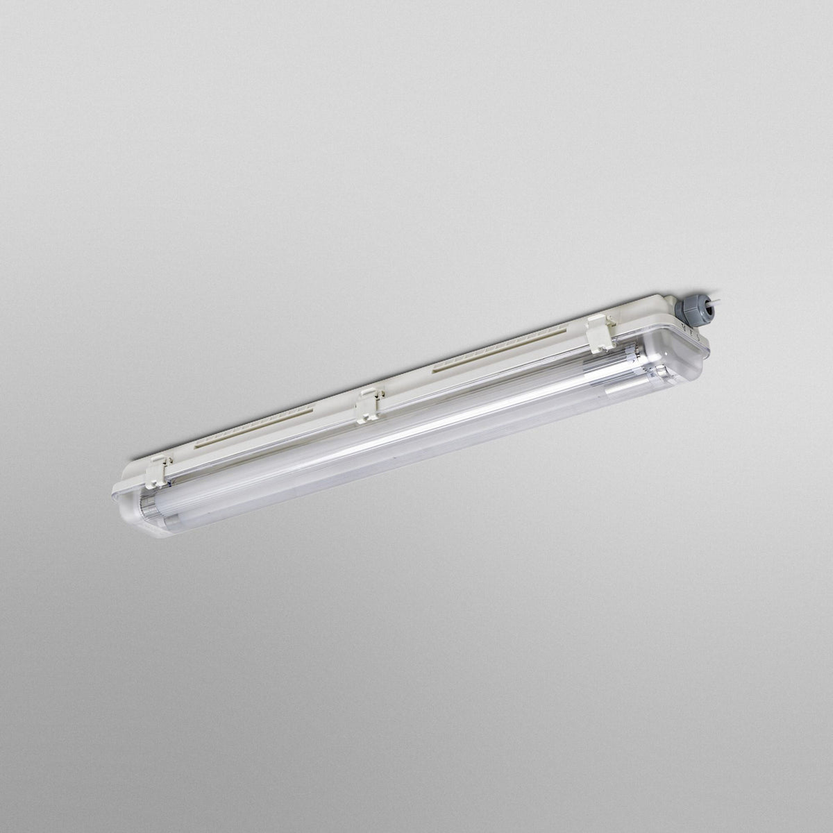 Nærbilde av LED fuktroms-armatur SUBMARINE PCR 68 cm 2x G13 T8 IP65 OSRAM LED-rør