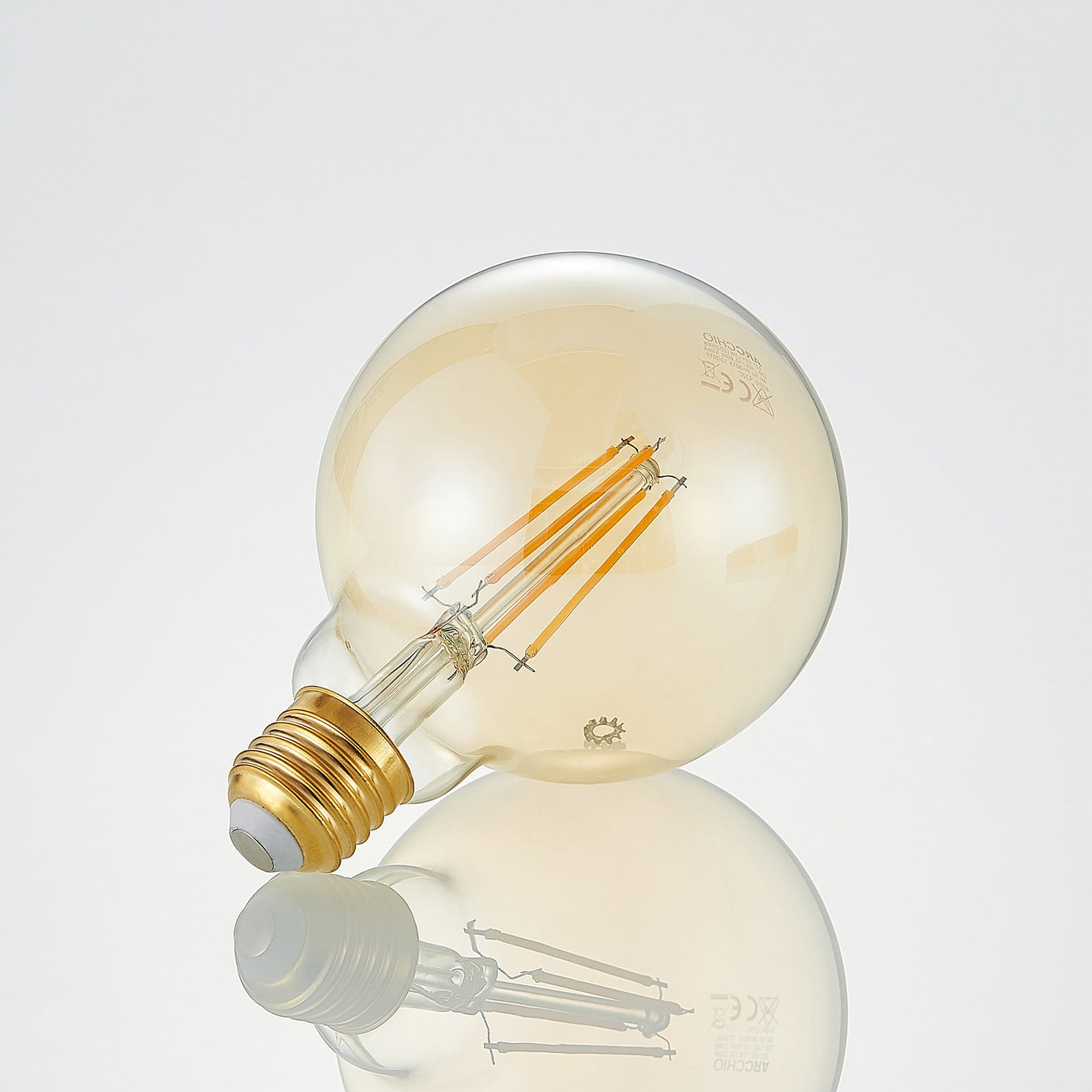 LED globepære E27 G95 6,5W 2500K amber nærbilde