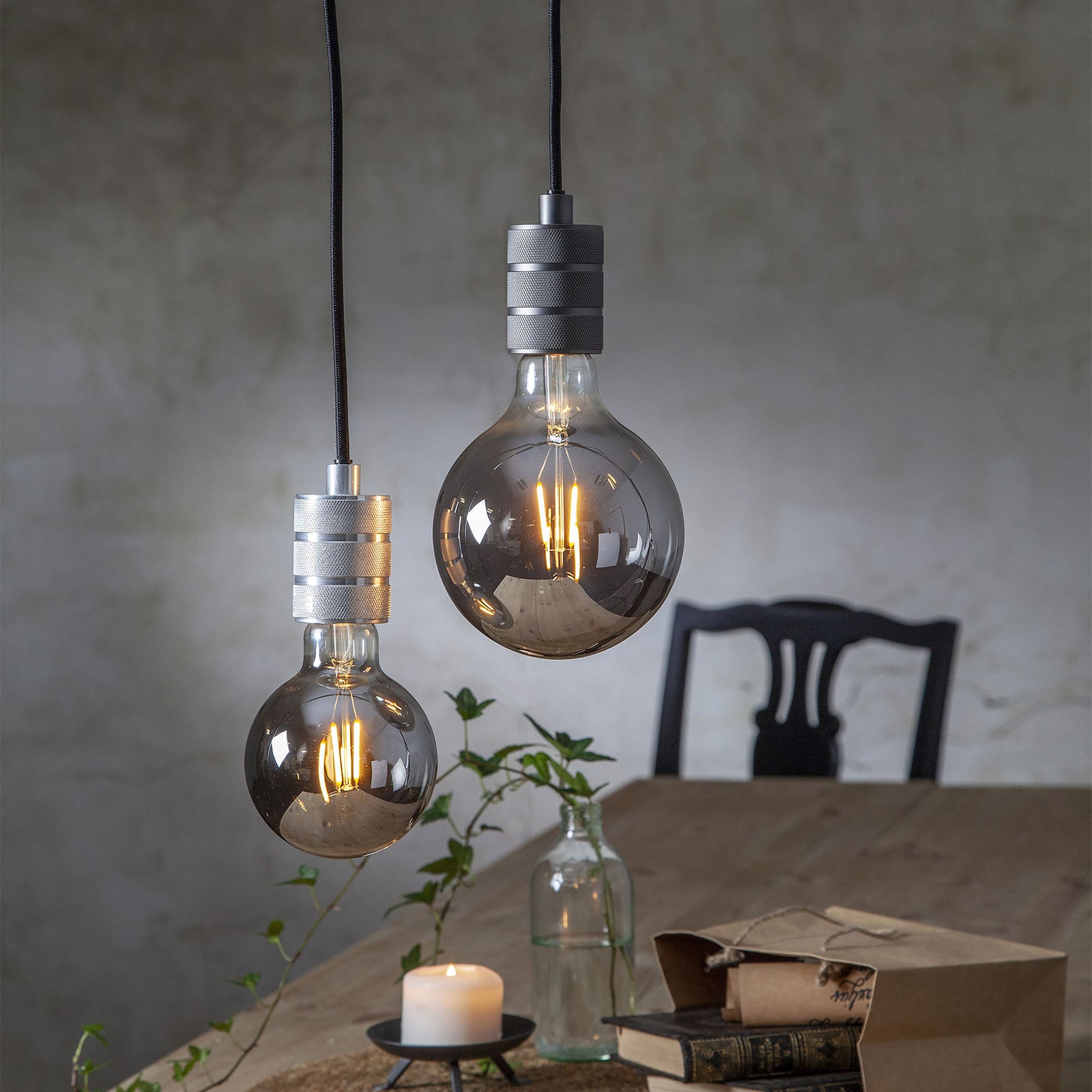 Montert LED globepære E27 Ø125 mm 1,8W 2100K røykfarget